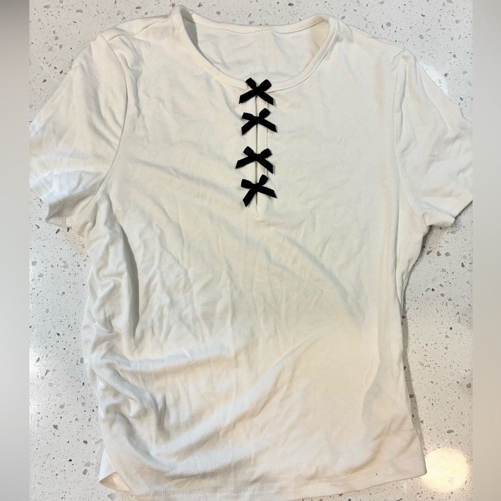 Commense White Top with Black Bow Accents